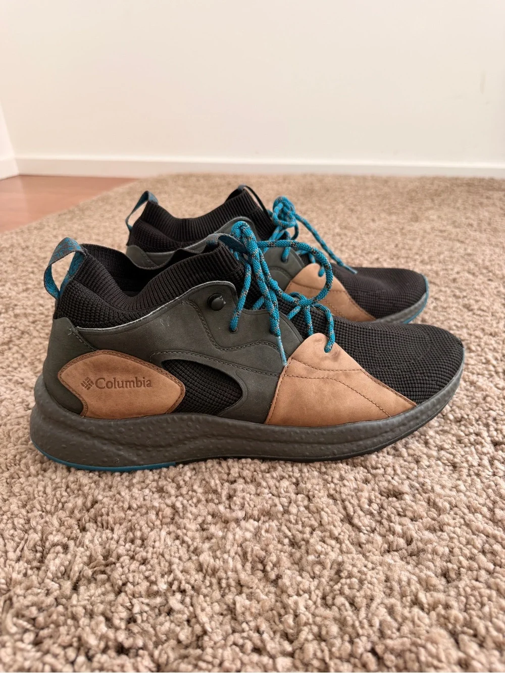 Columbia SH/FT OutDry Mid Waterproof Hiking Shoes Men’s 12
